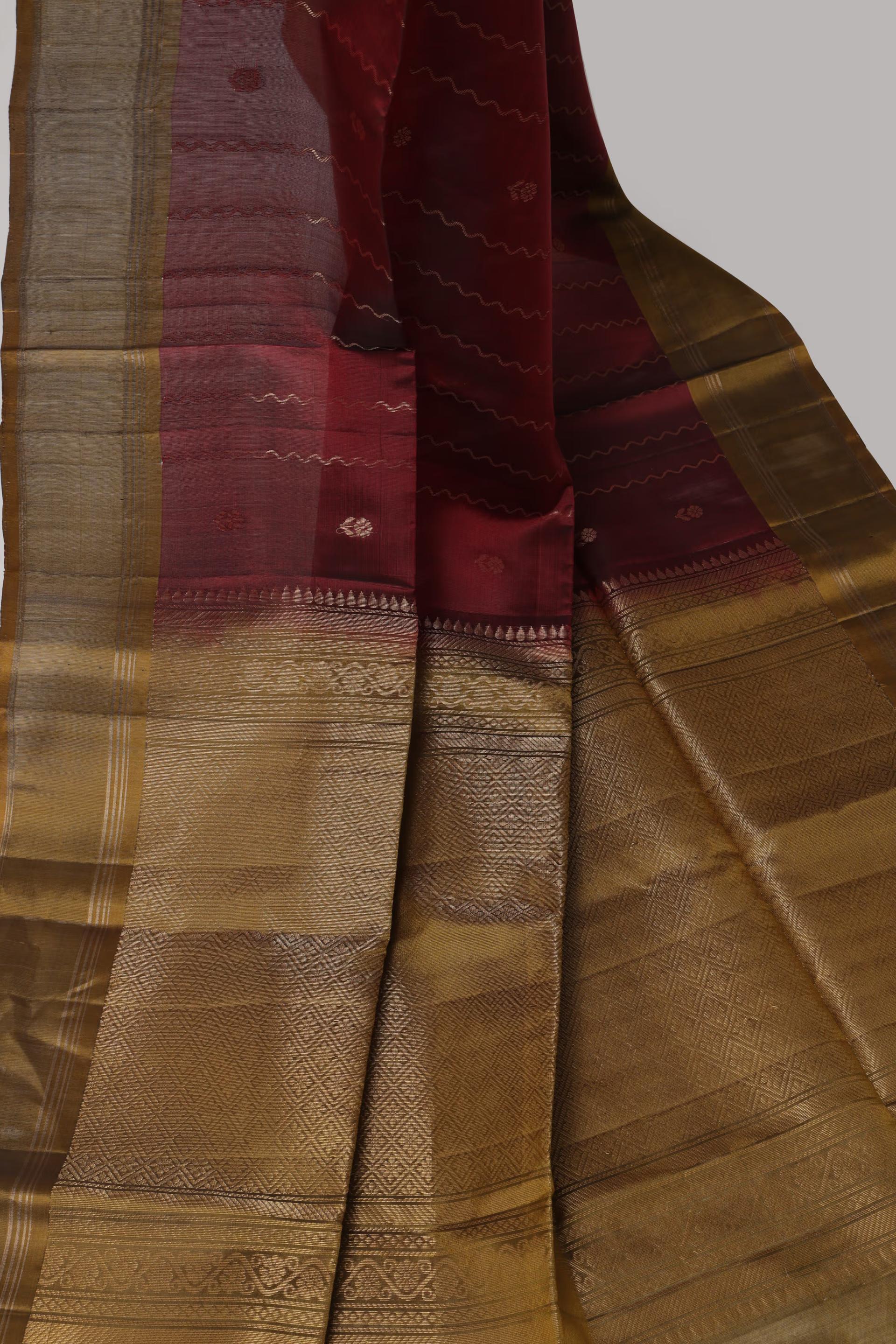 Handloom Maheshwari silk saree in Maroon and rustic gold 5 - Maroon and rustic gold Maheshwari silk saree