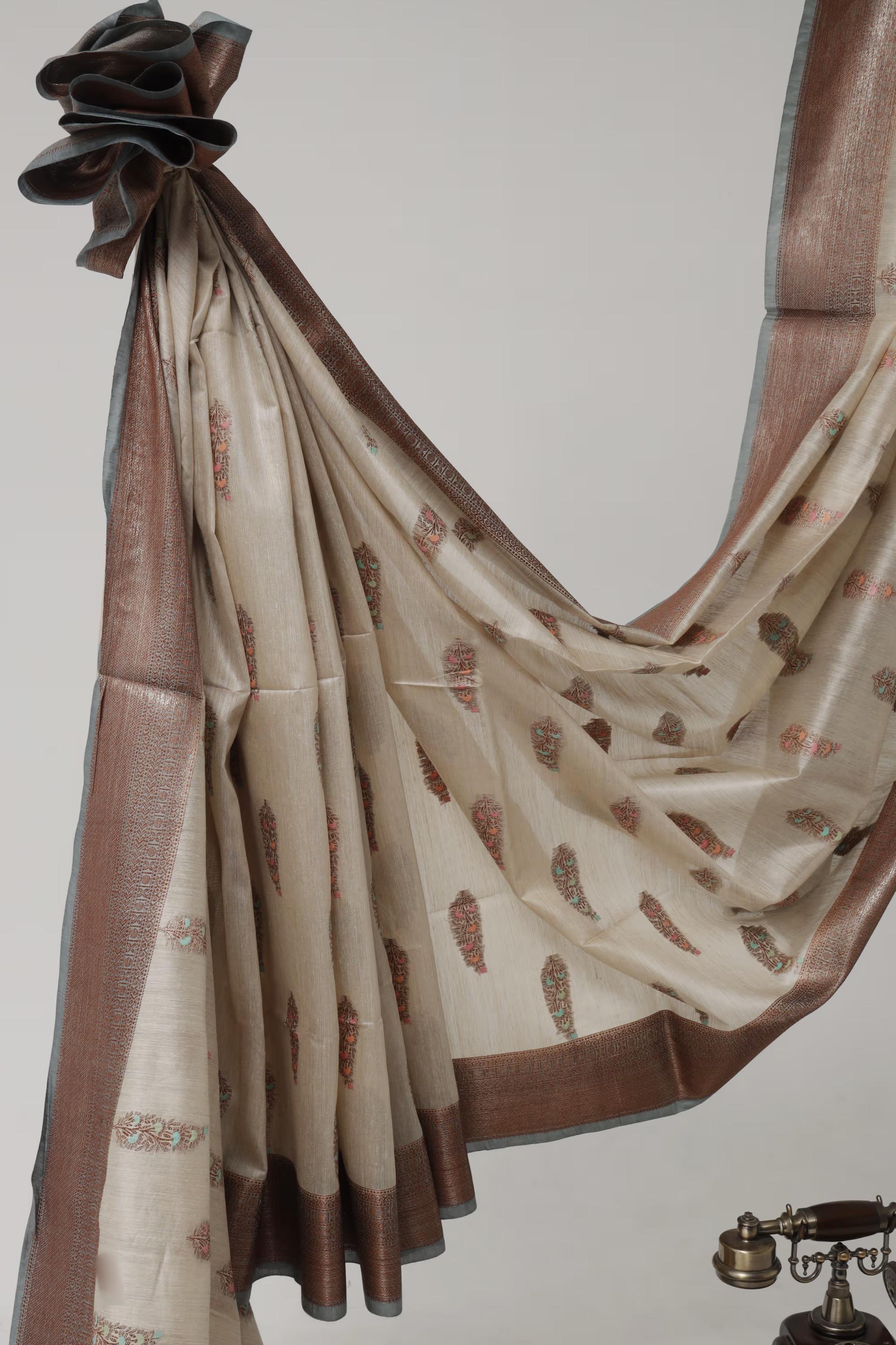 Handloom Tussar Banarasi in Ivory with Meenakari 6 - Ivory Tussar silk saree