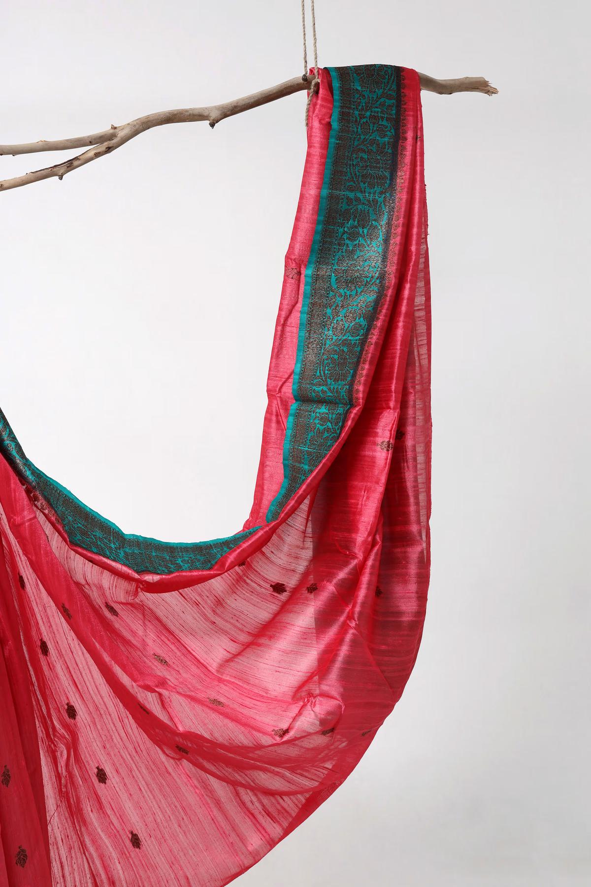 Handloom Tussar Banarasi in Pink and Turqoise Blue view 6 - Pink and Turquoise blue Tussar silk saree