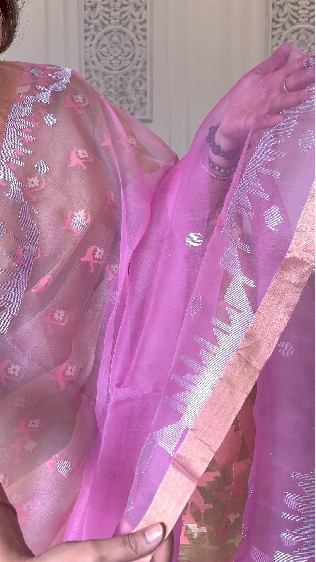 Handloom Pure Muslin silk Jamdani in Soft Rose - Yarn Dyed Saree view 2 - Soft Rose Muslin silk saree