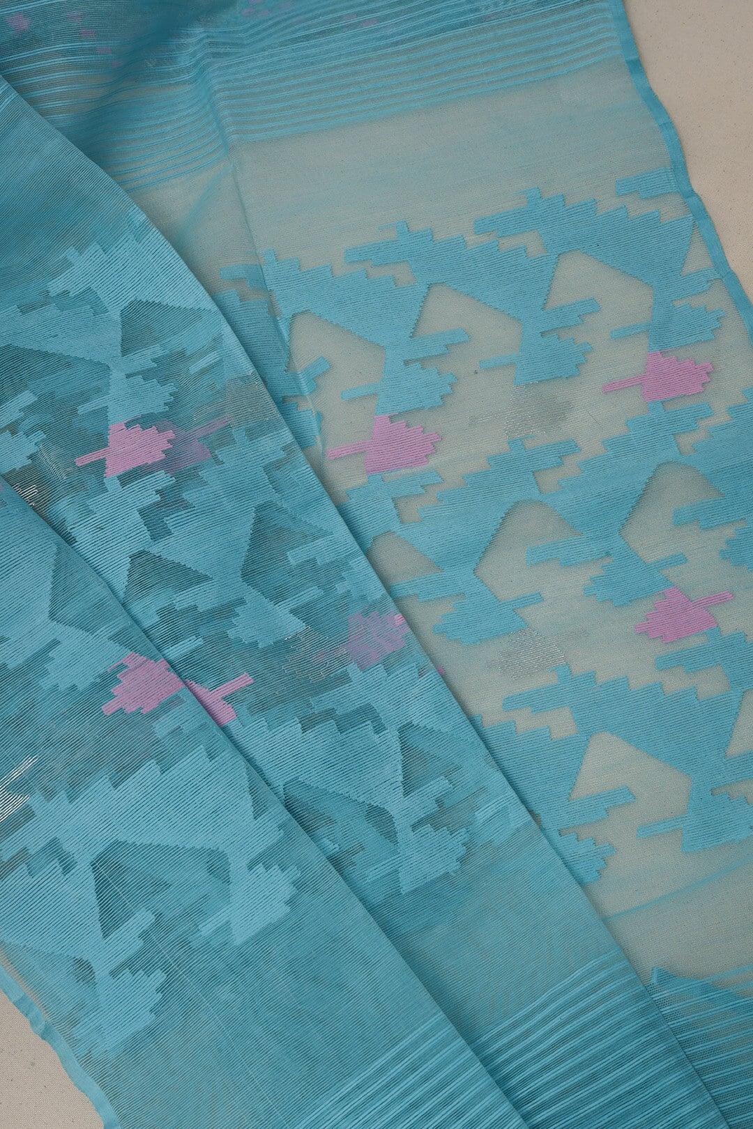 Handloom Dhakai Jamdani saree in sky blue and pink - Blouse Piece not included view 5 - Sky Blue Pure Cotton saree