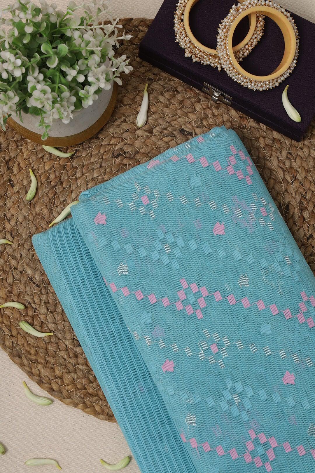 Handloom Dhakai Jamdani saree in sky blue and pink - Blouse Piece not included 2 - Sky Blue Pure Cotton saree