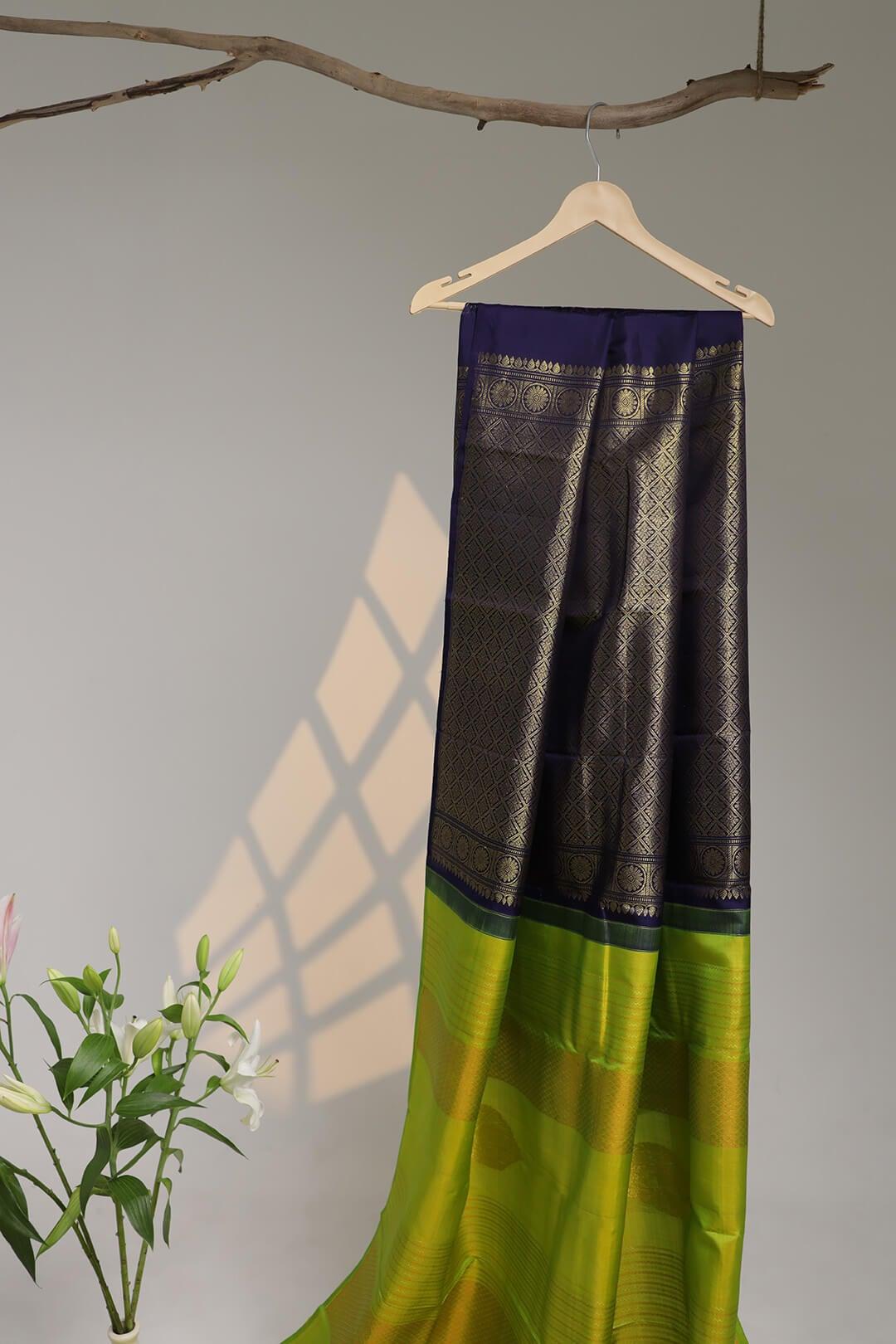 Arani Pure Silk Handloom Saree in Parrot Green and Navy Blue Zari Pallu view 5 - Parrot Green and Navy Blue Arani saree