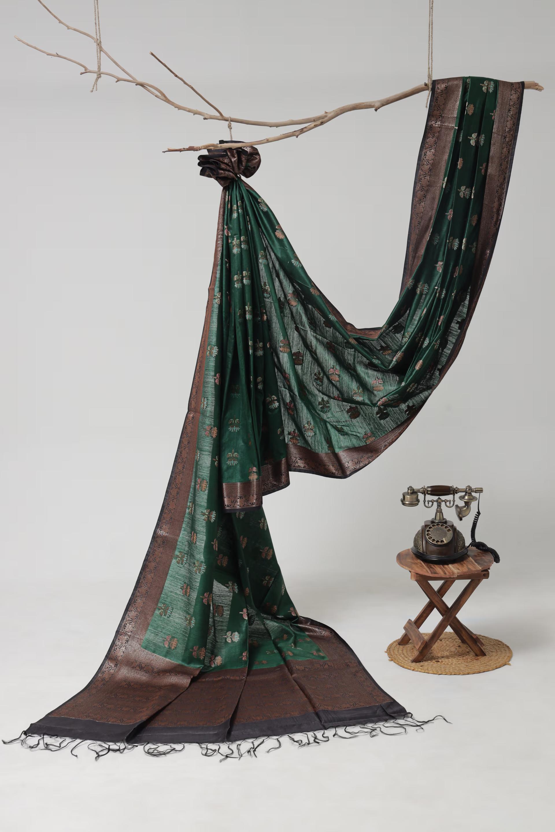 Handloom Tussar Banarasi in Emerald green & Black with Meenakari 2 - Emerald green and black Tussar silk saree