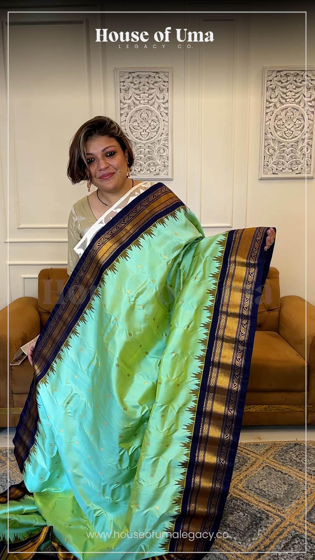 Handloom Pure Silk Gadwal in Sea Green and Navy Blue 2 - Sea Green and Navy Blue Pure Gadwal saree